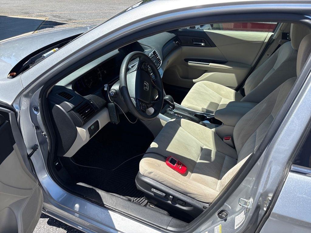 Honda Accord Hybrid 4dr Sdn 2014