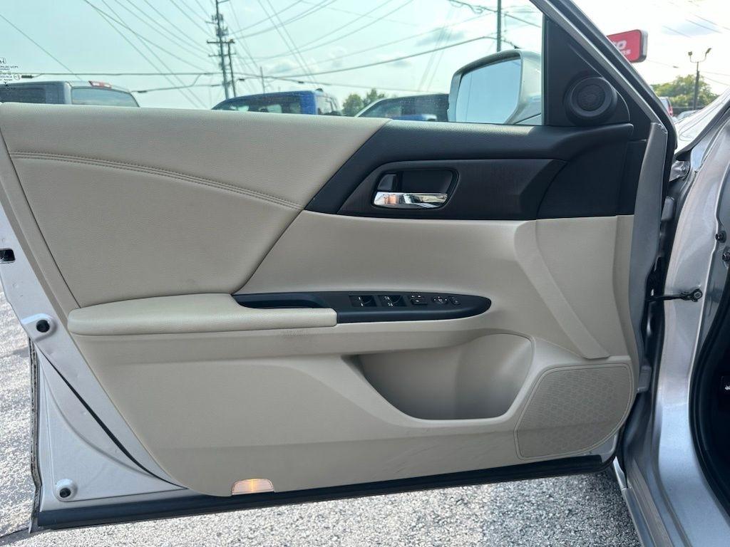 Honda Accord Hybrid 4dr Sdn 2014