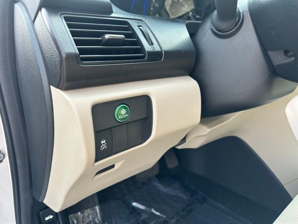Honda Accord Hybrid 4dr Sdn 2014