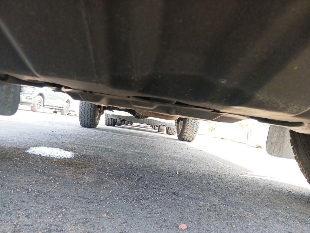 Toyota Tacoma 4WD Double Cab V6 AT (Natl) 2015