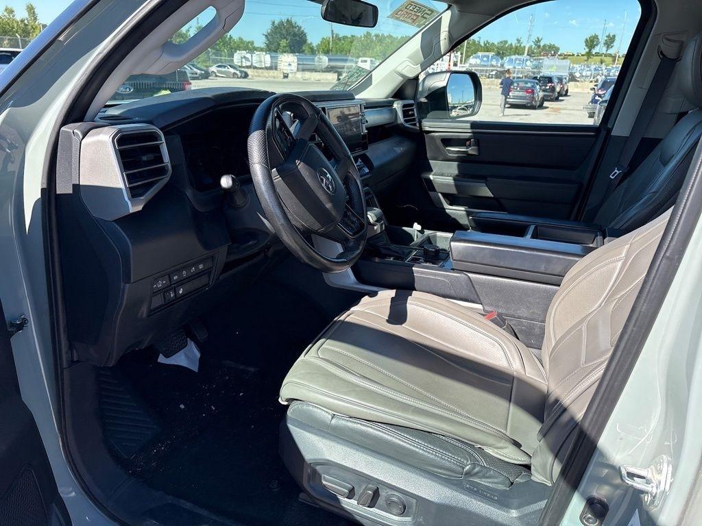 Toyota Tundra 4WD SR5 CrewMax 5.5' Bed (Natl) 2024