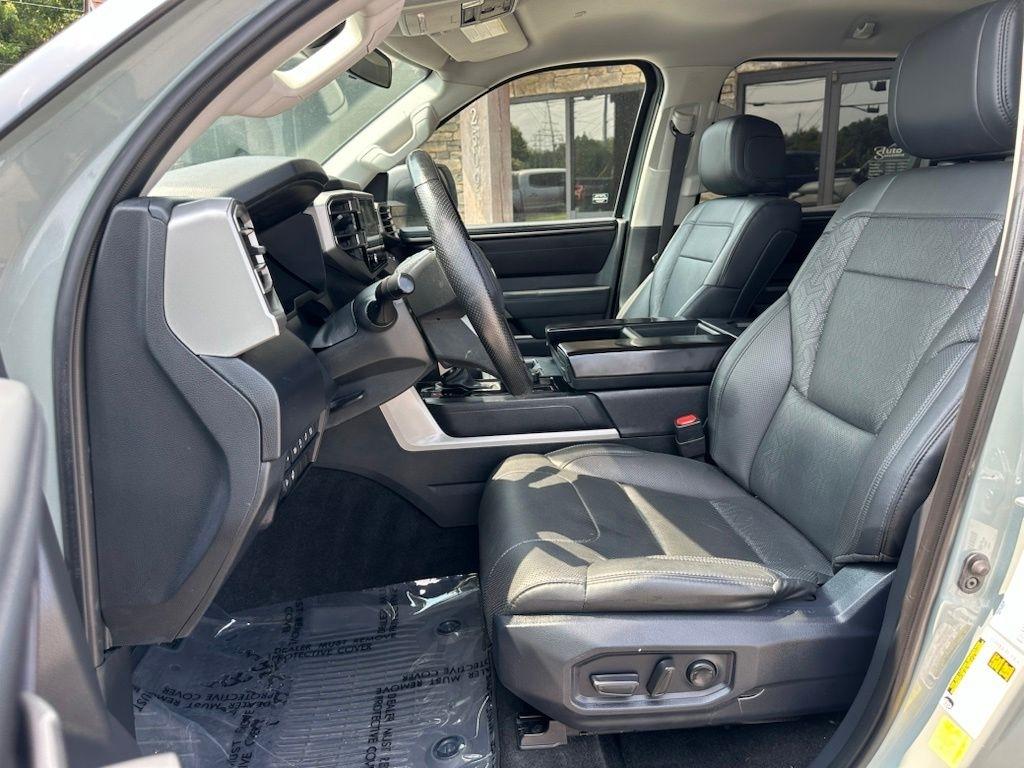 Toyota Tundra 4WD SR5 CrewMax 5.5' Bed (Natl) 2024