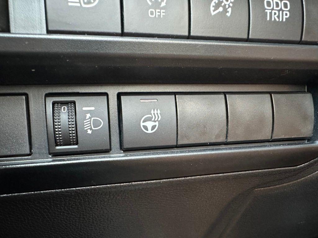 Toyota Tundra 4WD SR5 CrewMax 5.5' Bed (Natl) 2024