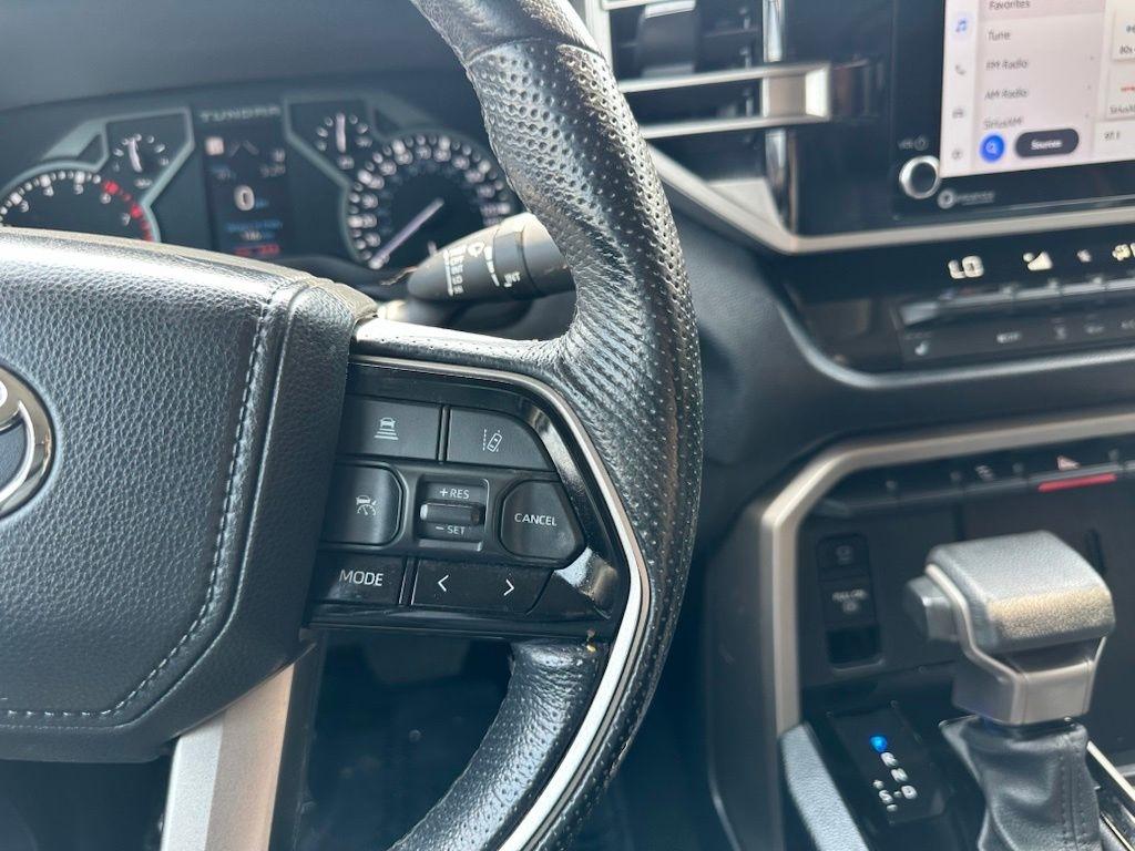 Toyota Tundra 4WD SR5 CrewMax 5.5' Bed (Natl) 2024