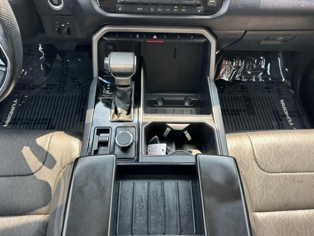 Toyota Tundra 4WD SR5 CrewMax 5.5' Bed (Natl) 2024