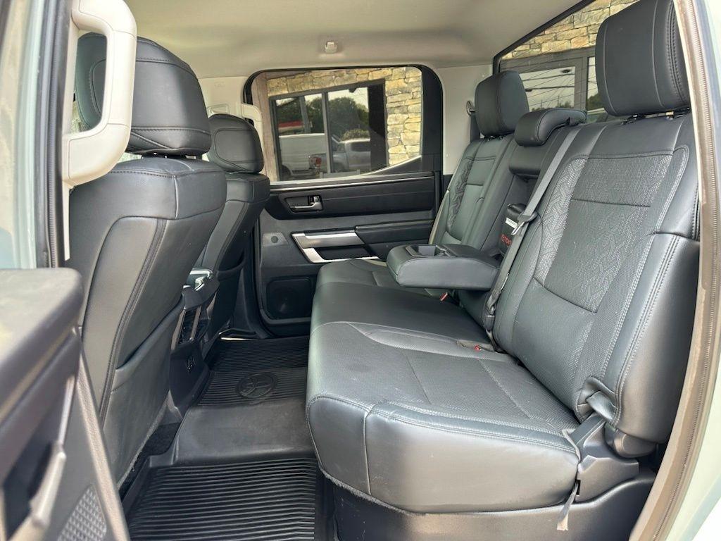 Toyota Tundra 4WD SR5 CrewMax 5.5' Bed (Natl) 2024