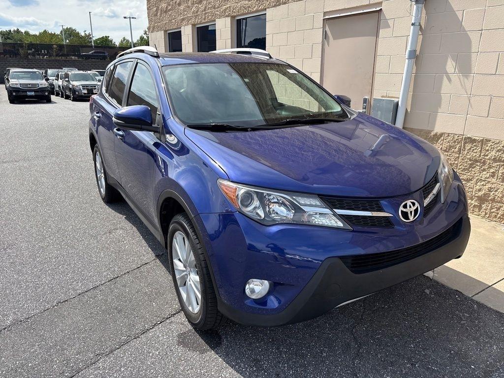 Toyota RAV4 FWD 4dr Limited (Natl) 2015