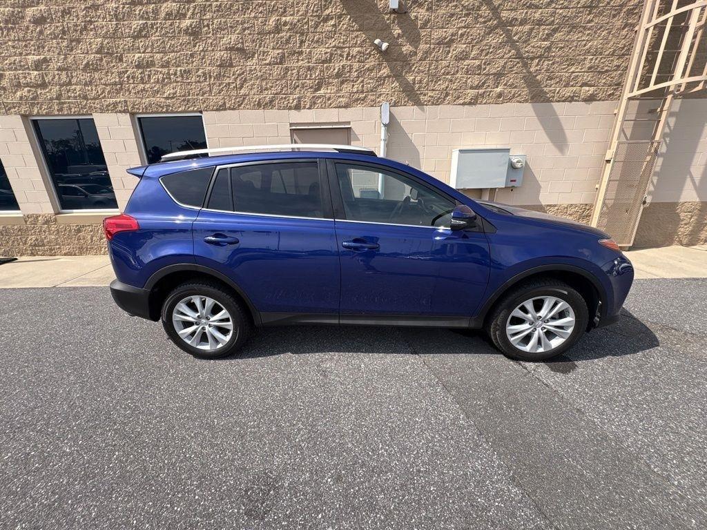 Toyota RAV4 FWD 4dr Limited (Natl) 2015