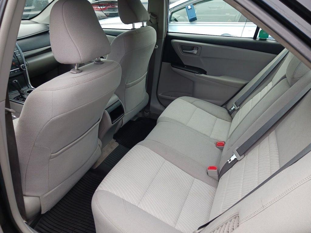 Toyota Camry Hybrid 4dr Sdn XLE (Natl) 2016