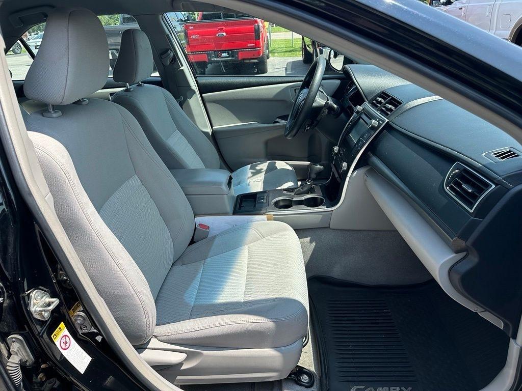 Toyota Camry Hybrid 4dr Sdn XLE (Natl) 2016