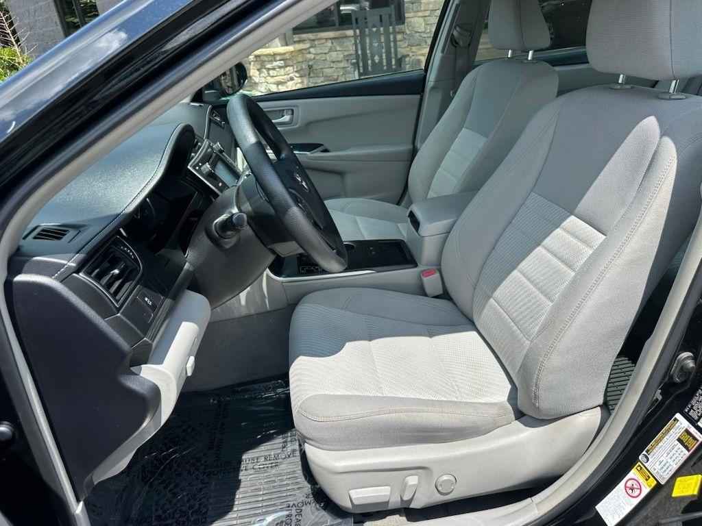 Toyota Camry Hybrid 4dr Sdn XLE (Natl) 2016