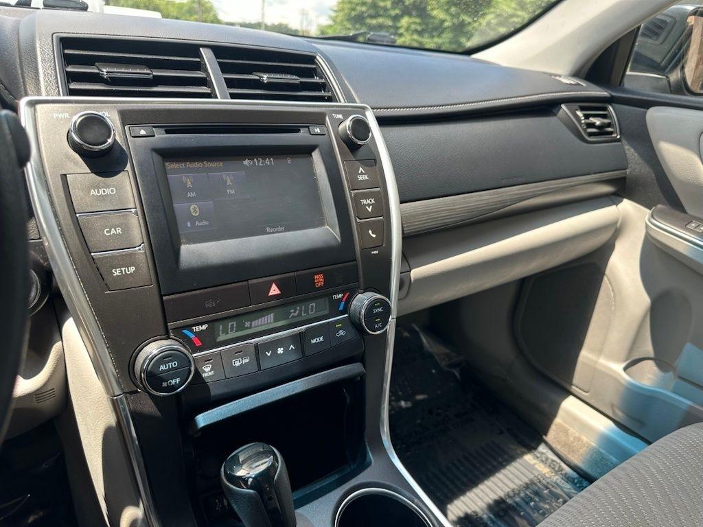 Toyota Camry Hybrid 4dr Sdn XLE (Natl) 2016