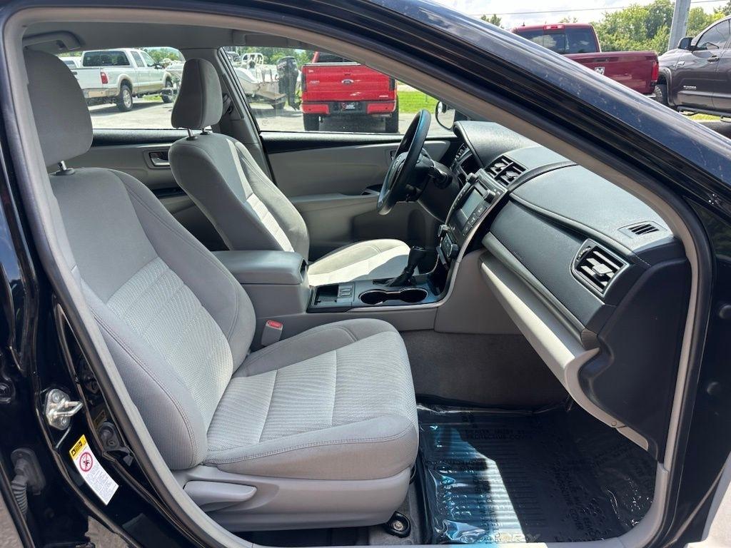 Toyota Camry Hybrid 4dr Sdn XLE (Natl) 2016