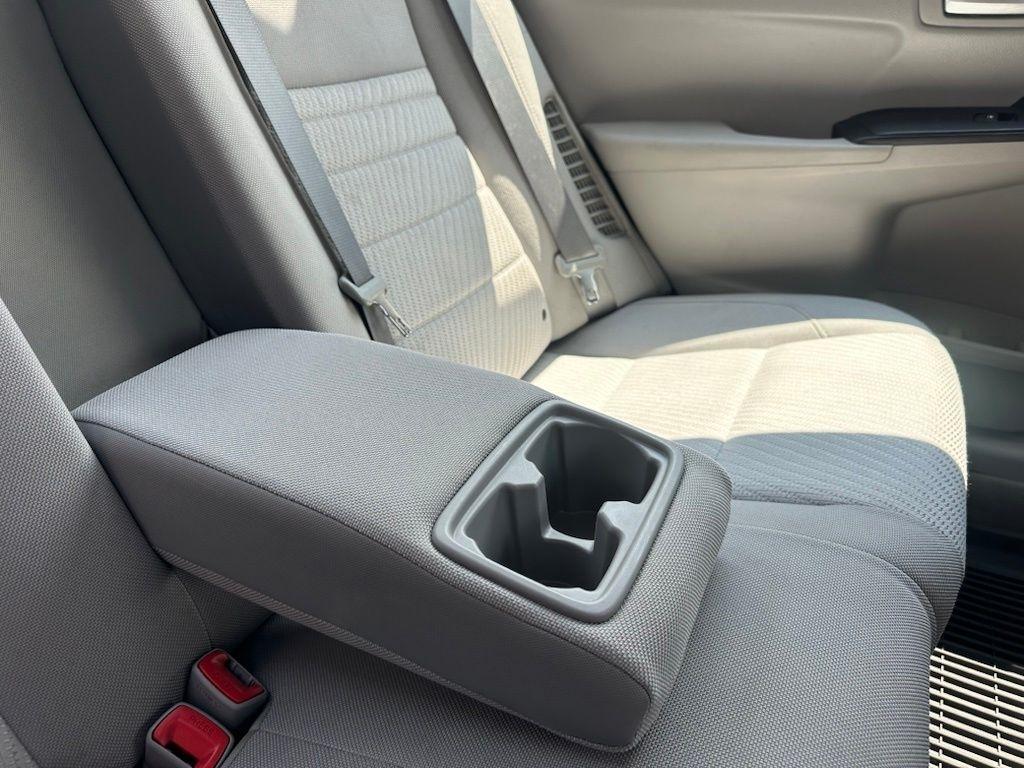 Toyota Camry Hybrid 4dr Sdn XLE (Natl) 2016