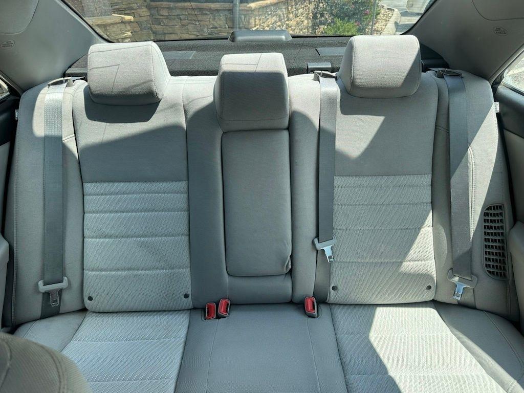 Toyota Camry Hybrid 4dr Sdn XLE (Natl) 2016