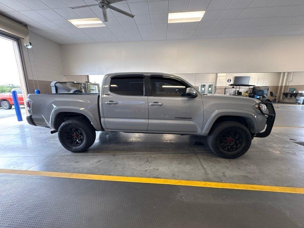 Toyota Tacoma 4WD TRD Off Road Double Cab 5' Bed V6 MT (Natl) 2021