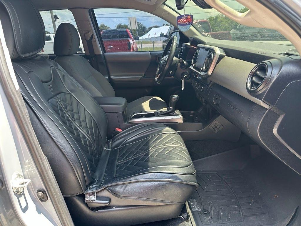 Toyota Tacoma 4WD TRD Off Road Double Cab 5' Bed V6 MT (Natl) 2021