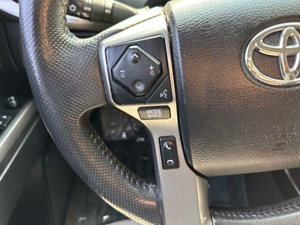 Toyota Tacoma 4WD TRD Off Road Double Cab 5' Bed V6 MT (Natl) 2021