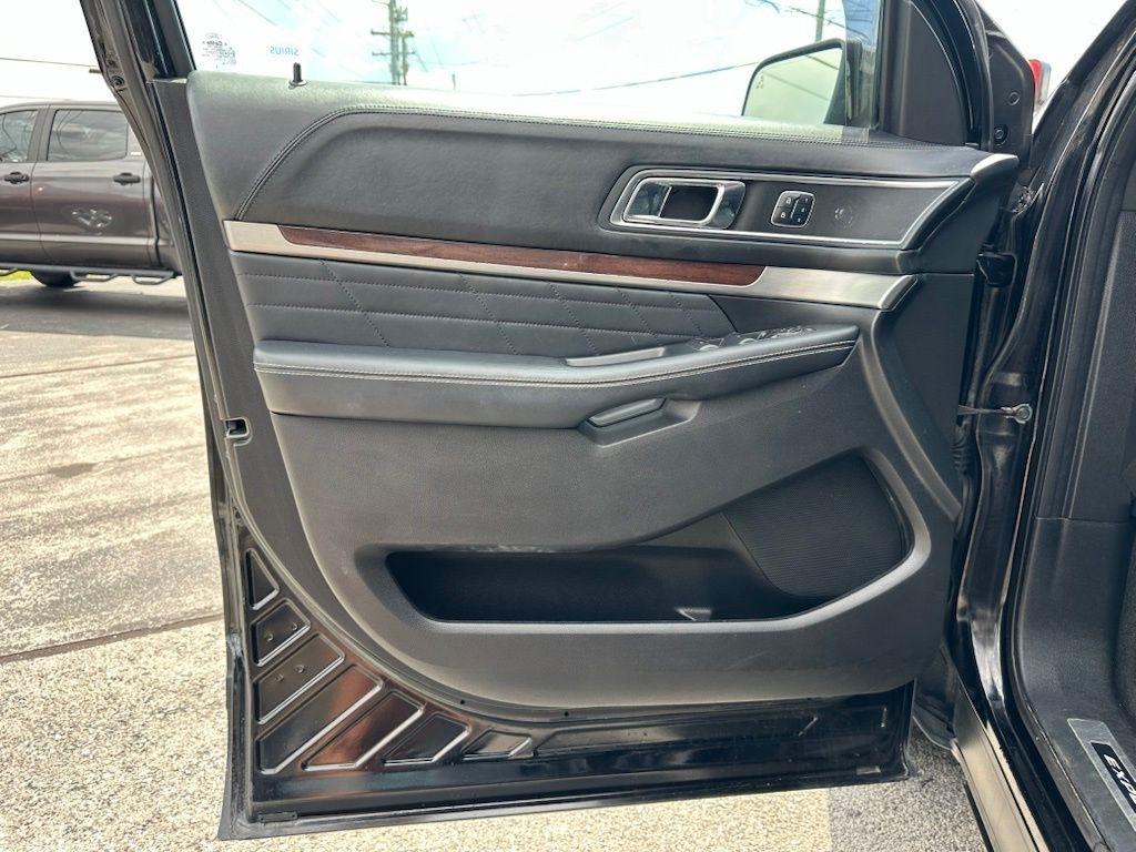 Ford Explorer Platinum 4WD 2017