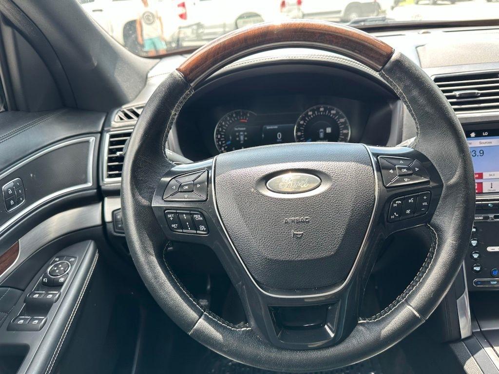 Ford Explorer Platinum 4WD 2017