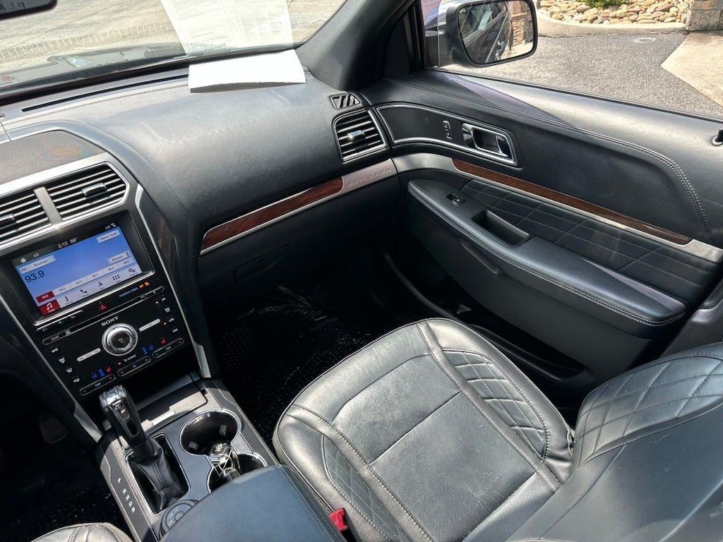Ford Explorer Platinum 4WD 2017