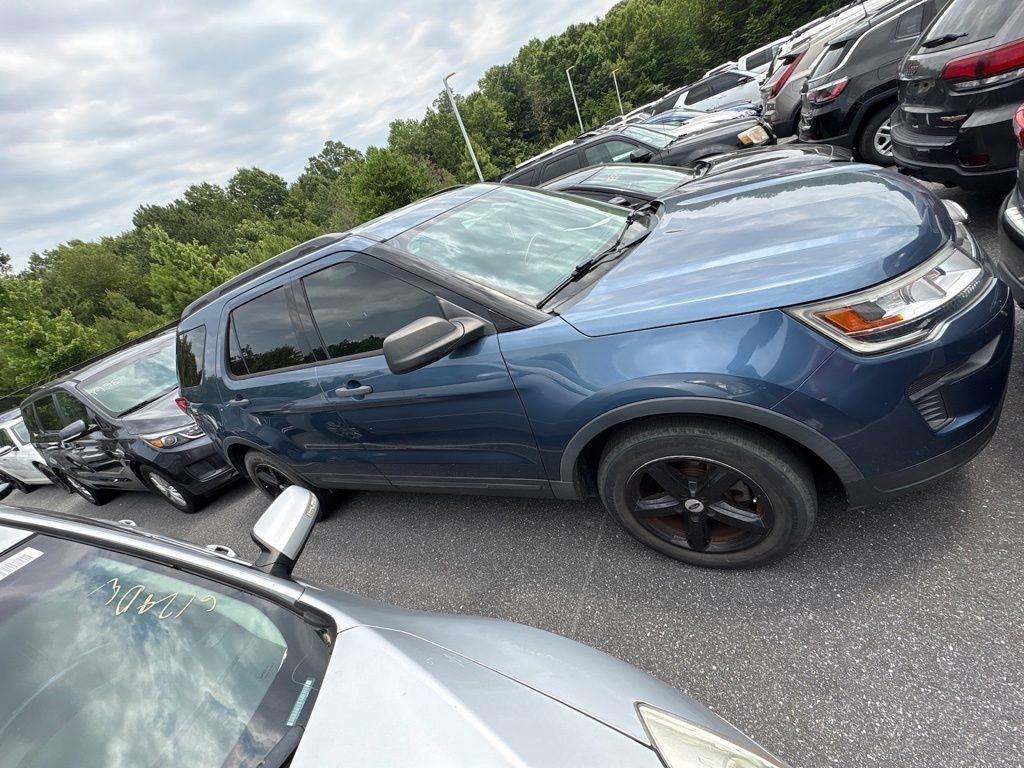 Ford Explorer Base FWD 2018