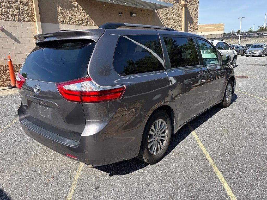 Toyota Sienna 5dr 8-Pass Van XLE Premium FWD (Natl) 2015