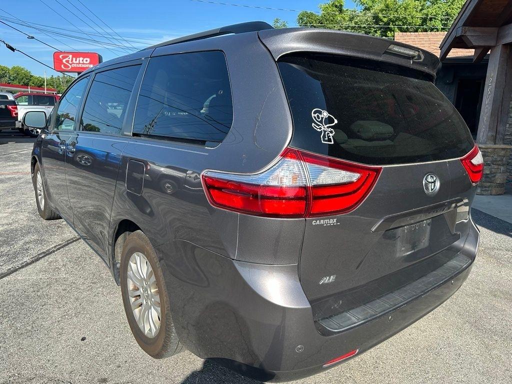 Toyota Sienna 5dr 8-Pass Van XLE Premium FWD (Natl) 2015