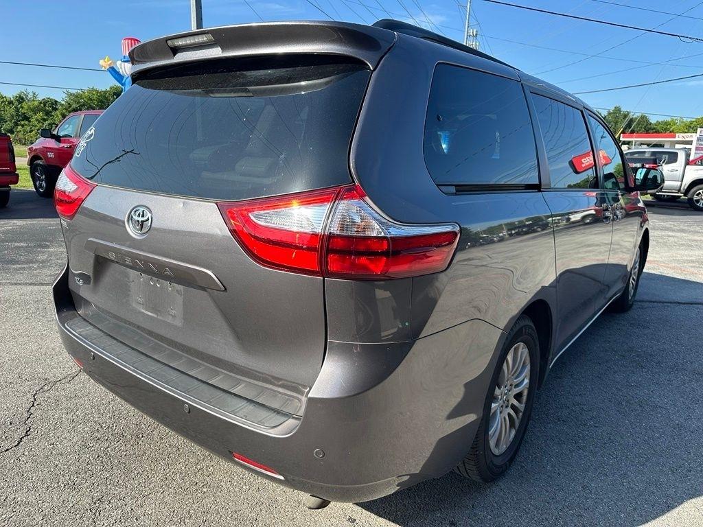 Toyota Sienna 5dr 8-Pass Van XLE Premium FWD (Natl) 2015