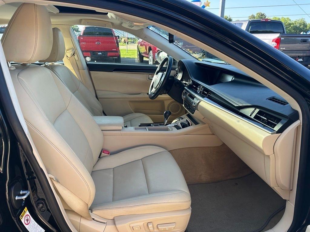 Lexus ES 350 4dr Sdn 2014