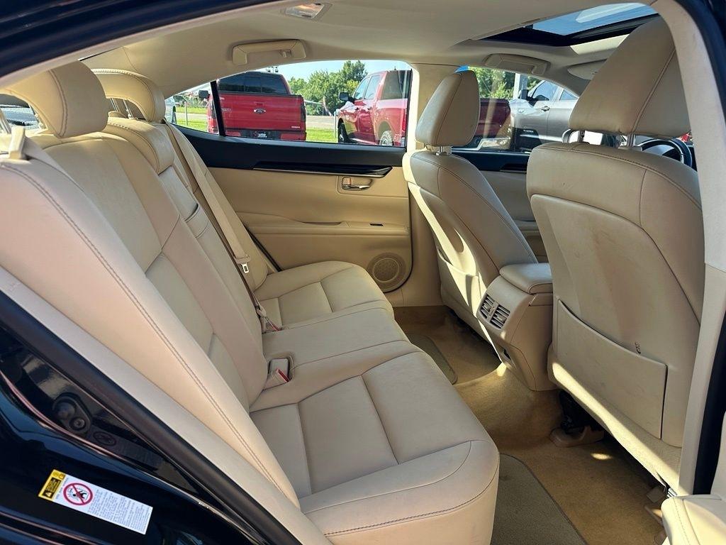Lexus ES 350 4dr Sdn 2014
