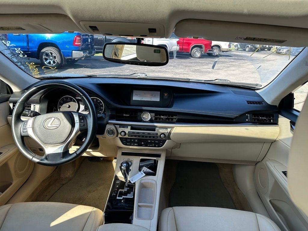 Lexus ES 350 4dr Sdn 2014