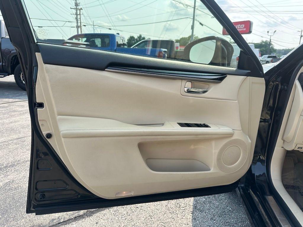 Lexus ES 350 4dr Sdn 2014