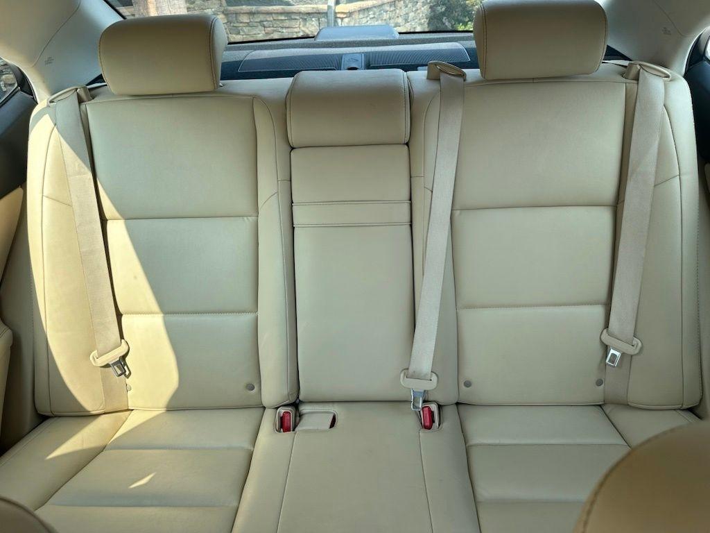 Lexus ES 350 4dr Sdn 2014