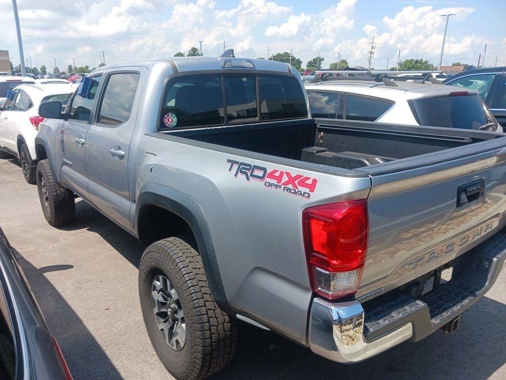 Toyota Tacoma 4WD Double Cab V6 MT TRD Off Road (Natl) 2016