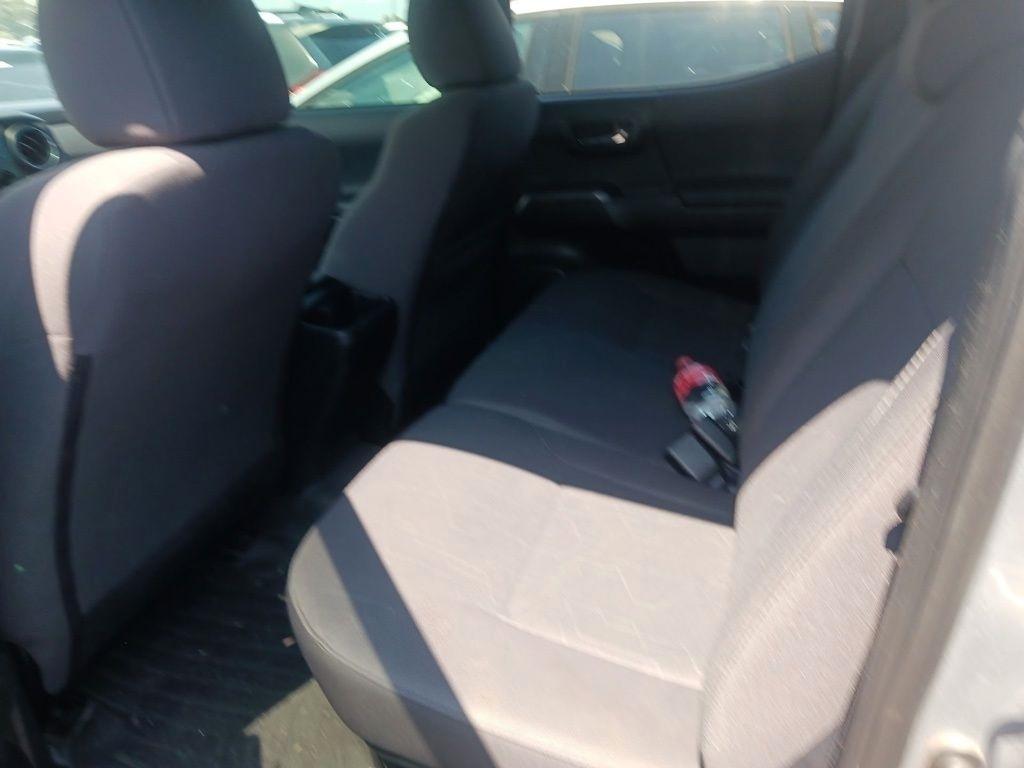 Toyota Tacoma 4WD Double Cab V6 MT TRD Off Road (Natl) 2016