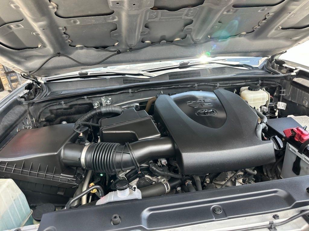 Toyota Tacoma 4WD Double Cab V6 MT TRD Off Road (Natl) 2016