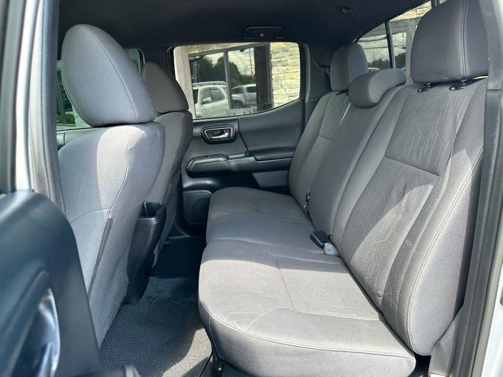 Toyota Tacoma 4WD Double Cab V6 MT TRD Off Road (Natl) 2016