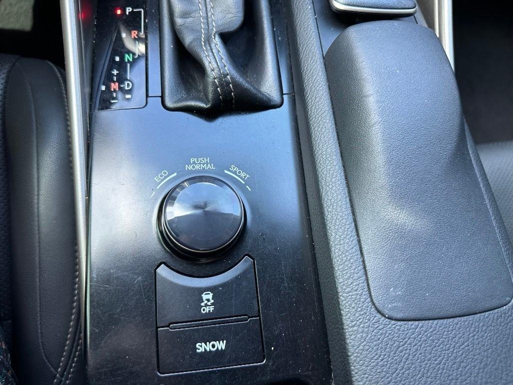 Lexus IS 350 4dr Sdn RWD 2014