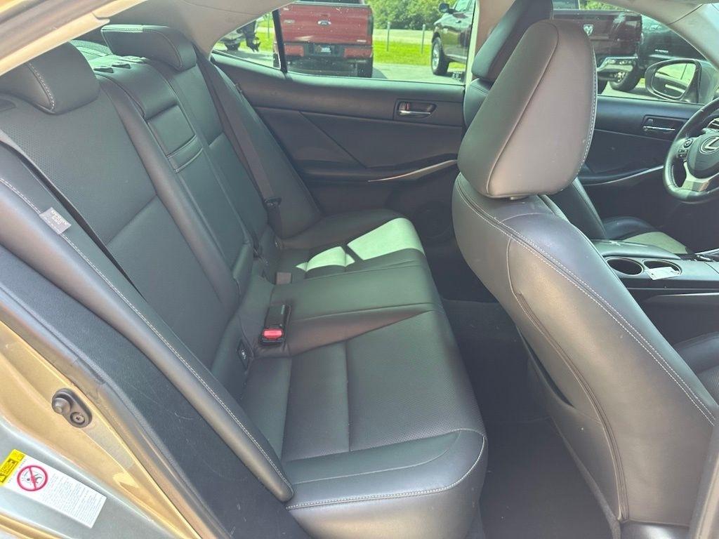Lexus IS 350 4dr Sdn RWD 2014