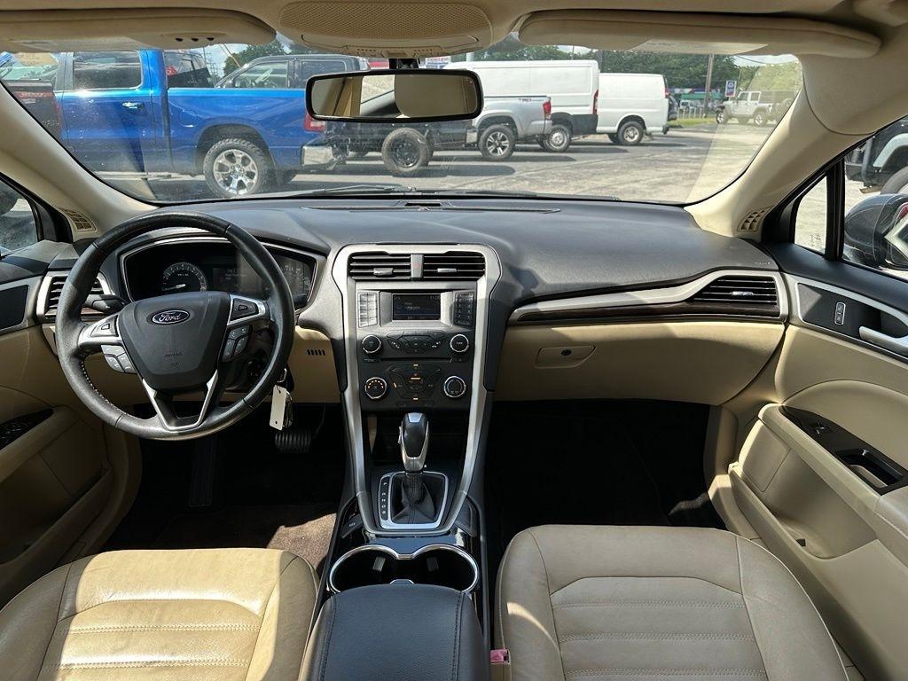 Ford Fusion 4dr Sdn SE FWD 2015