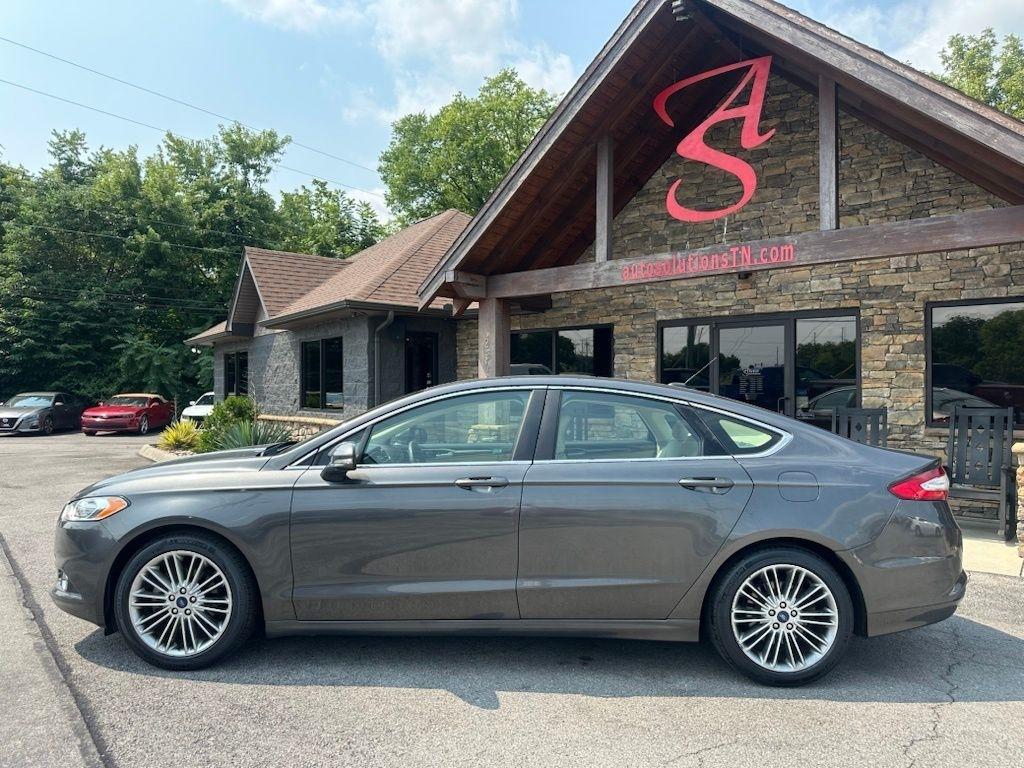 Ford Fusion 4dr Sdn SE FWD 2015