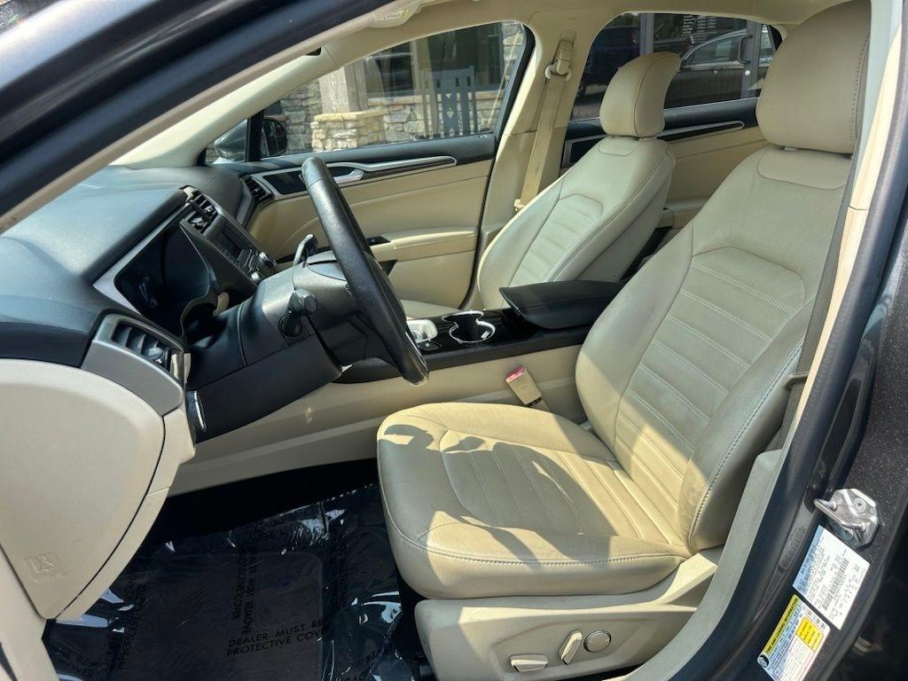 Ford Fusion 4dr Sdn SE FWD 2015