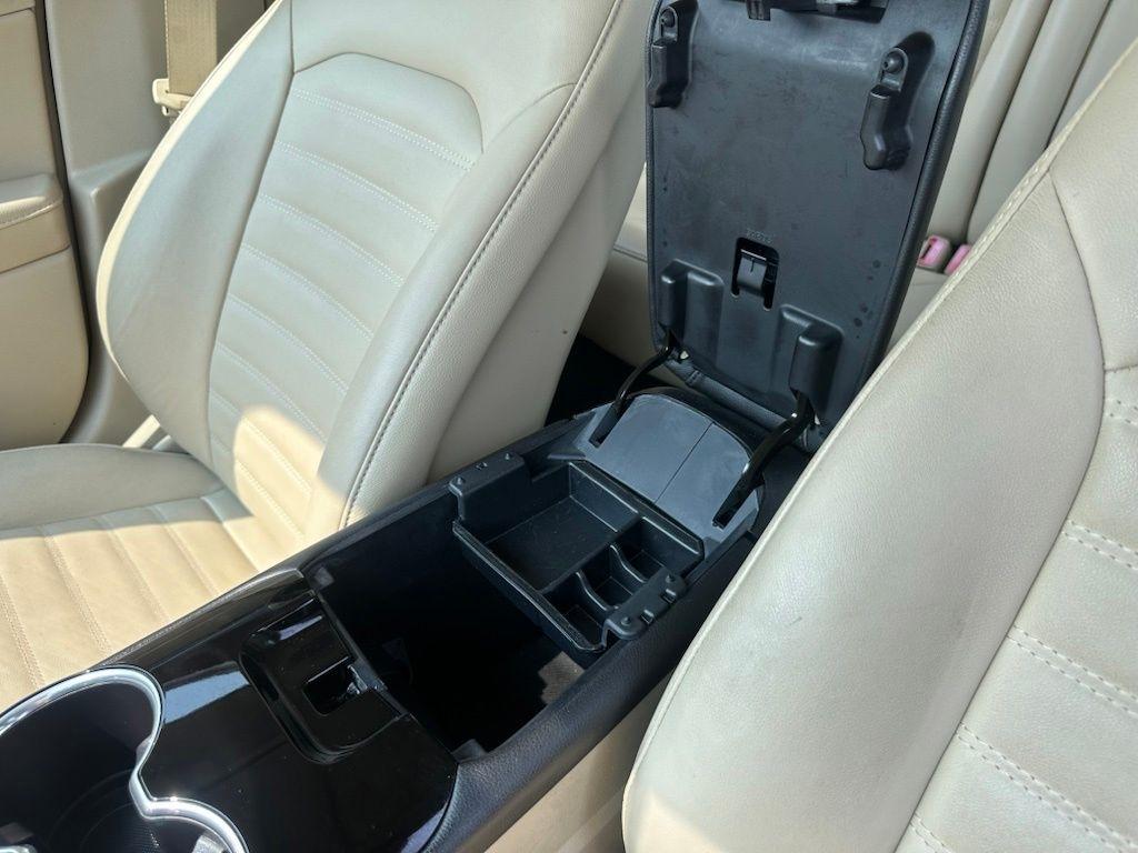 Ford Fusion 4dr Sdn SE FWD 2015