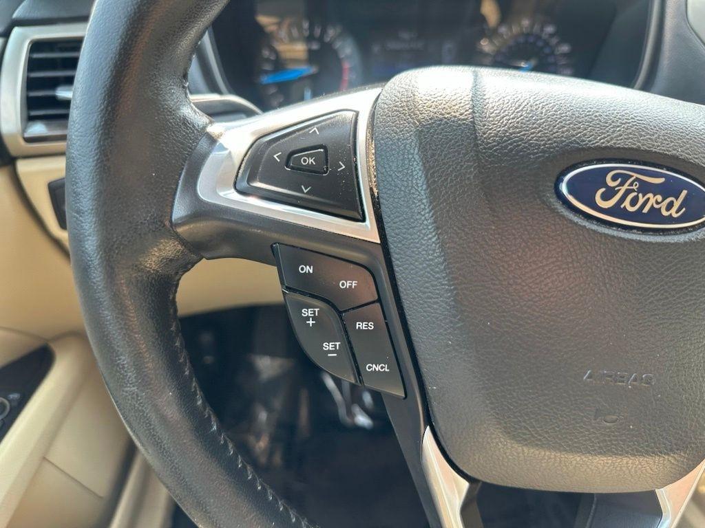 Ford Fusion 4dr Sdn SE FWD 2015