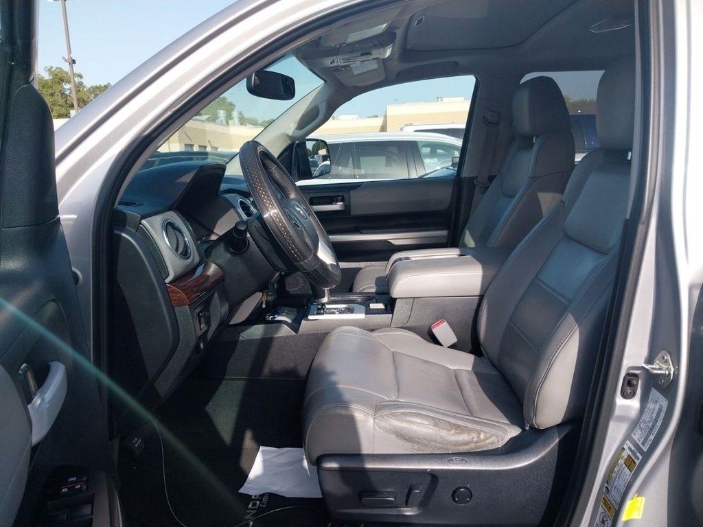 Toyota Tundra 2WD Truck CrewMax 5.7L FFV V8 6-Spd AT LTD (Natl) 2016