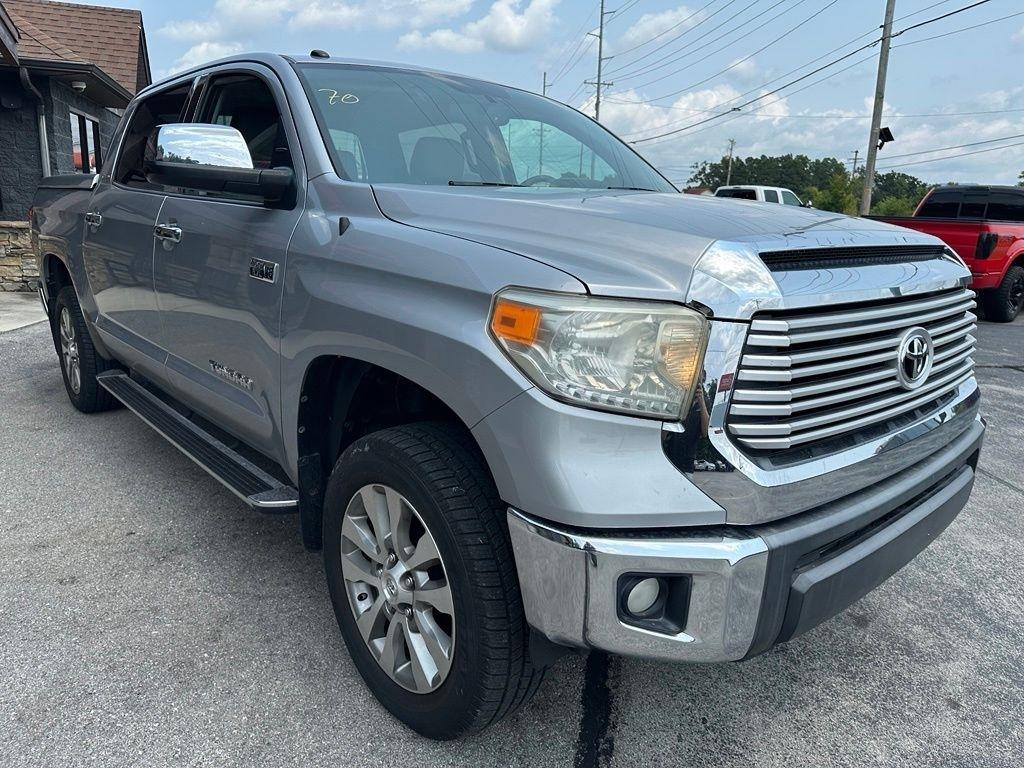 Toyota Tundra Limited Crew Max 2016