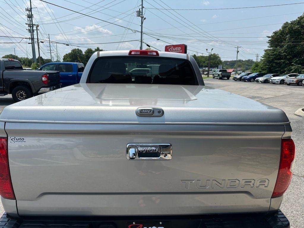 Toyota Tundra Limited Crew Max 2016