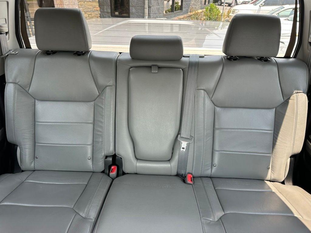 Toyota Tundra Limited Crew Max 2016