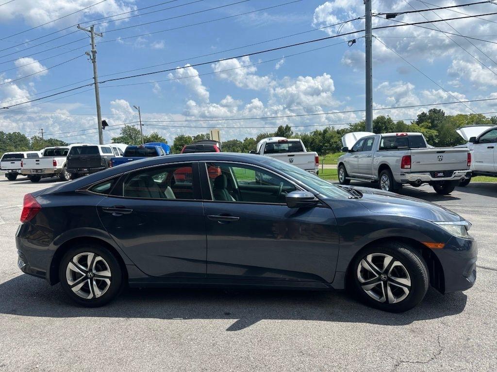 Honda Civic Sedan LX Manual 2017